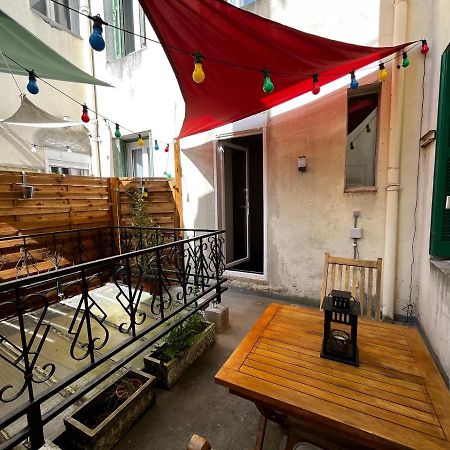 Escapade A Lourdes Dans Beau T2 Avec Terrasse - Proche Gare Et Centre Ville Exterior photo